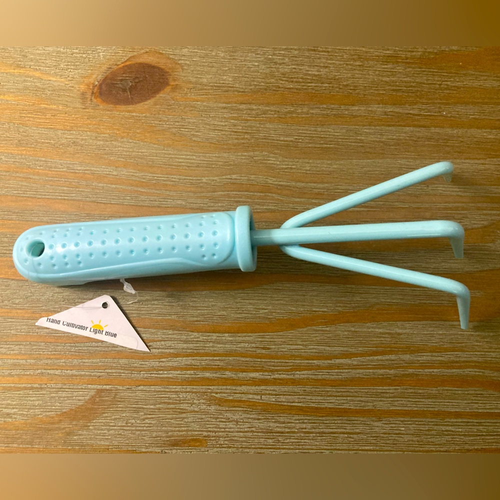 3 for $25 Item NWT Fun Garden Tool